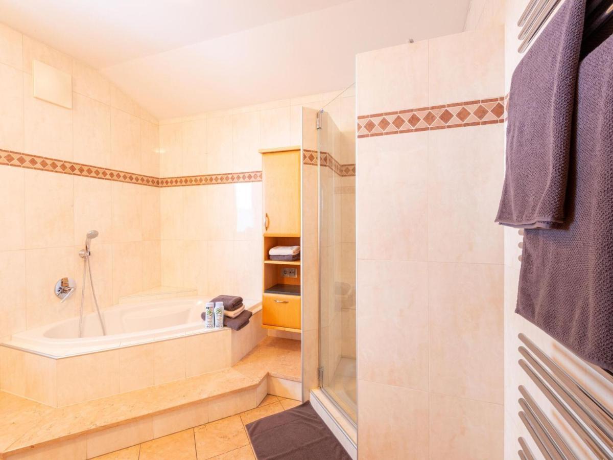 Exclusive Panoramic Apartment In Niedernsill Exterior photo